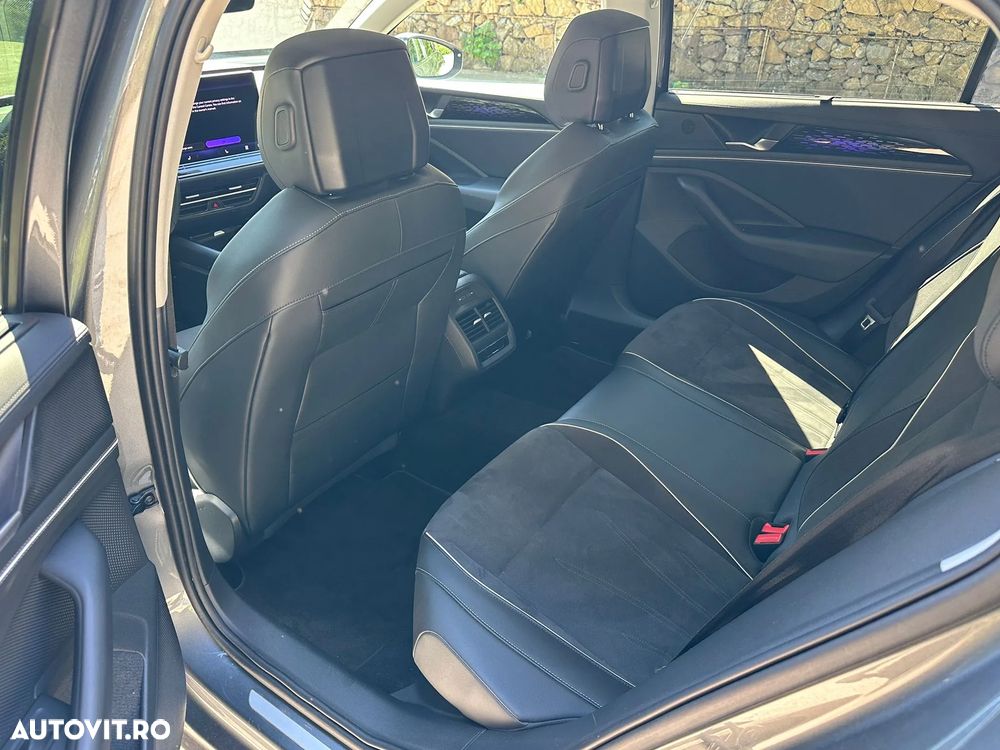 Volkswagen Passat 2.0 TDI DSG Elegance - 12