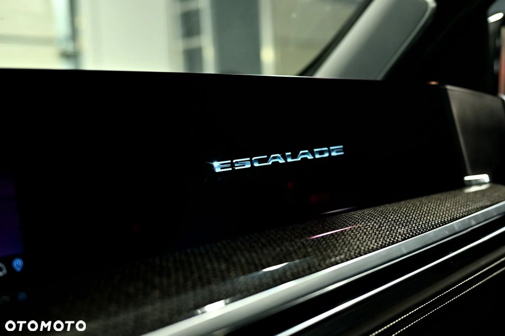 Cadillac Escalade - 19
