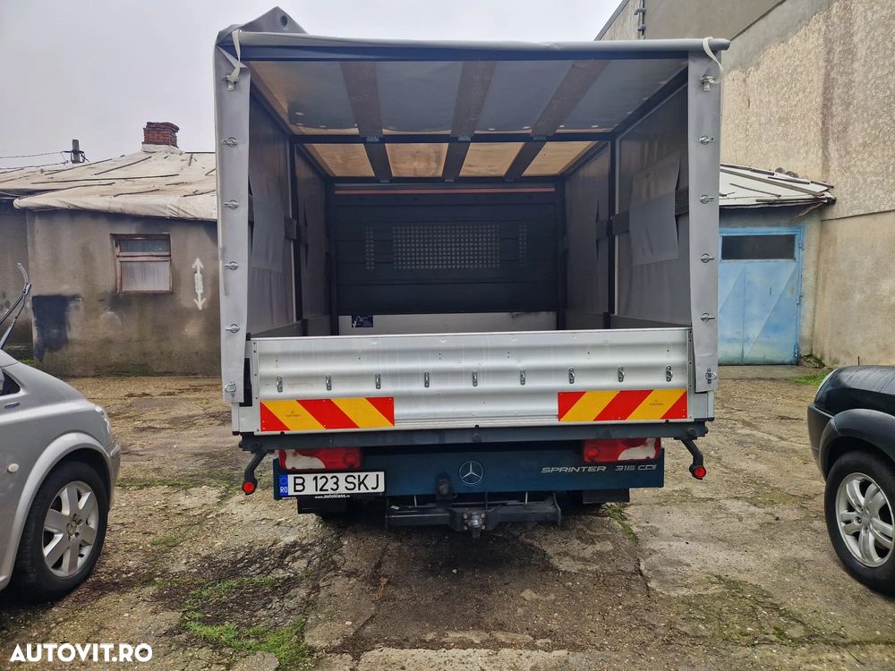 Mercedes-Benz Sprinter - 23