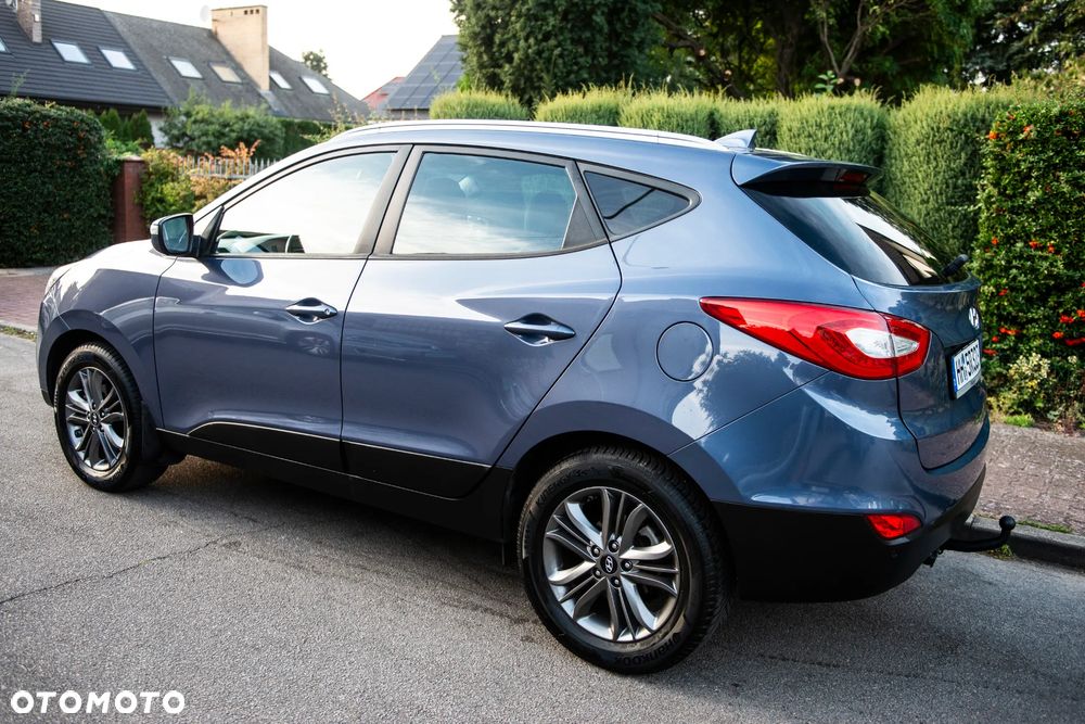Hyundai ix35 blue 1.6 2WD Finale Gold - 12