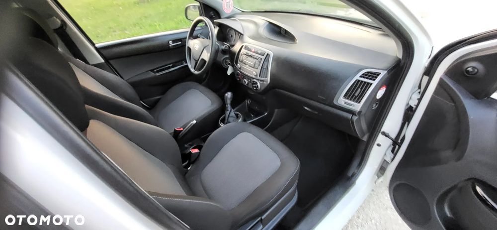 Hyundai i20 1.1 CRDi Style - 17