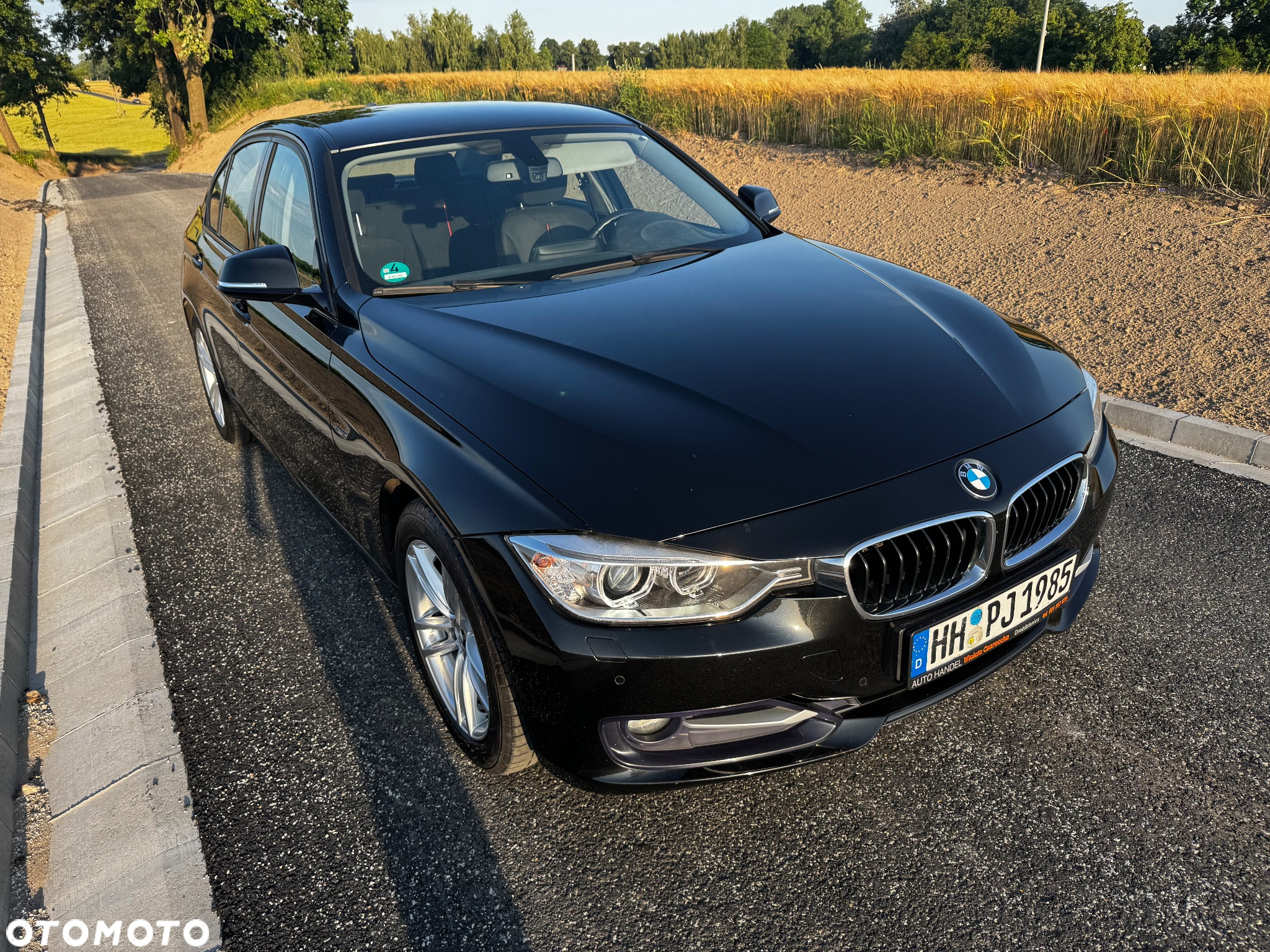 BMW Seria 3 318d Sport Line - 26