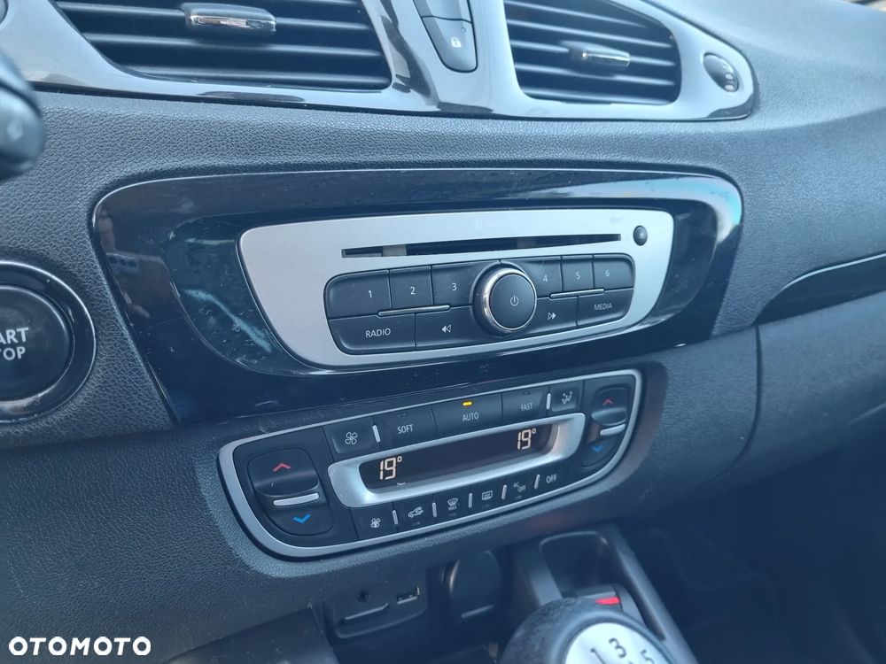 RENAULT GRAND SCENIC III 13-16 LIFT 2014 r. radioodtwarzacz radioodbiornik radio * - 2