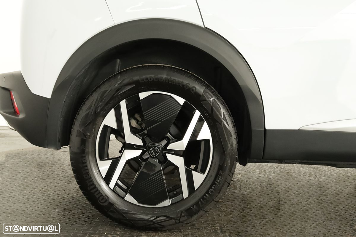 Peugeot 2008 1.2 PureTech Allure EAT8 - 5