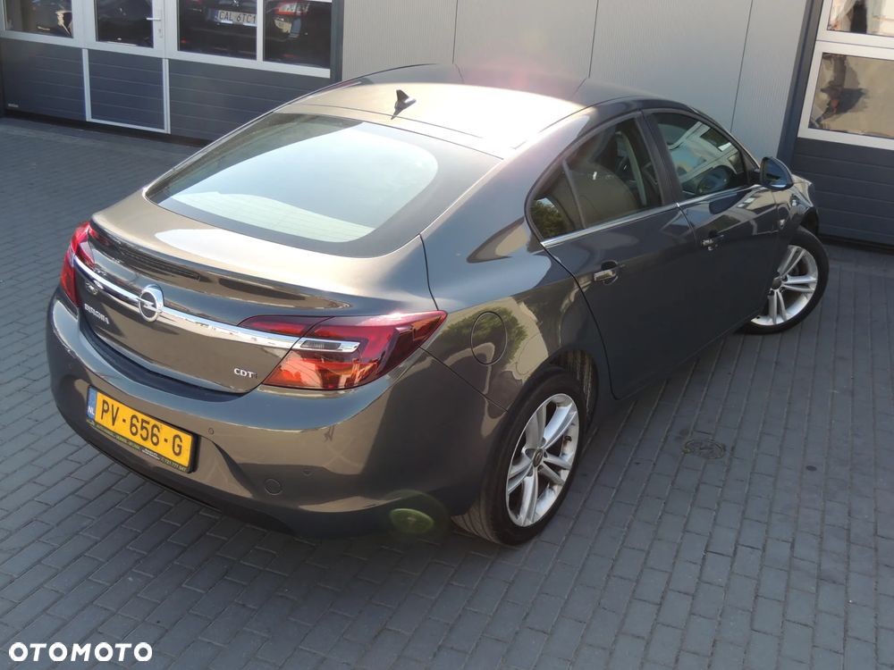 Opel Insignia 2.0 CDTI - 8