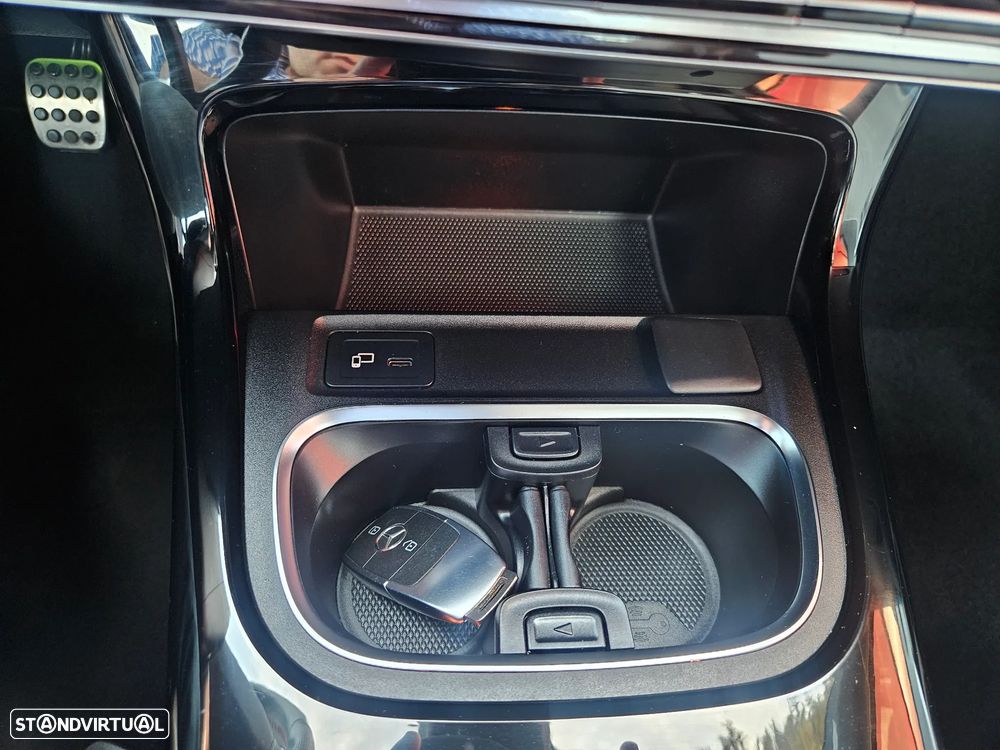 Mercedes-Benz A 200 AMG Line - 36