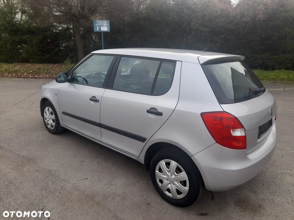 Skoda Fabia 1.2 HTP Elegance - 5