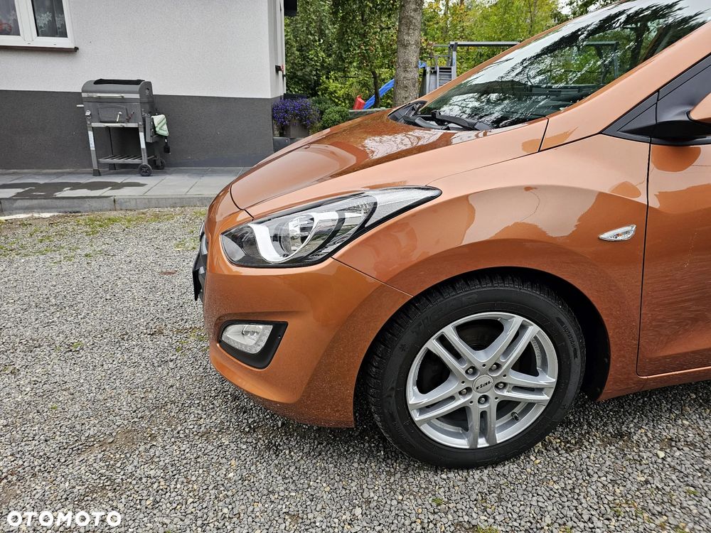 Hyundai i30 - 23
