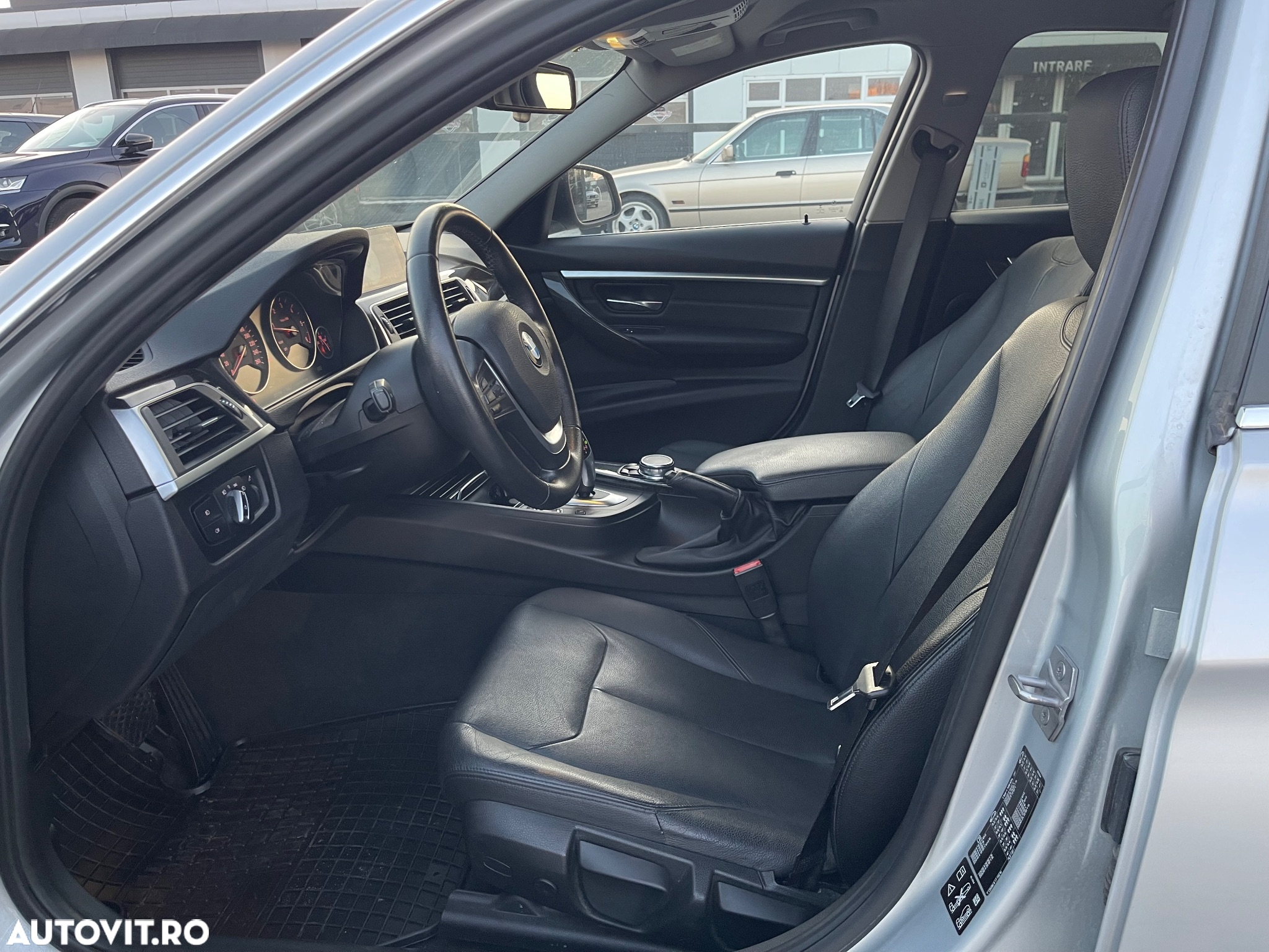 BMW Seria 3 320d Aut. xDrive Edition Luxury Line Purity - 11