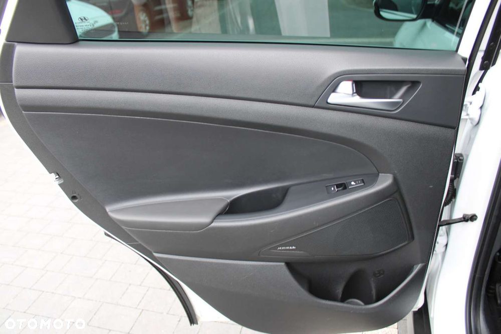 Hyundai Tucson blue 1.6 CRDi 2WD DCT Premium - 22