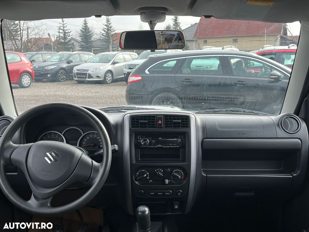 Suzuki Jimny 1.3 JLX - 12