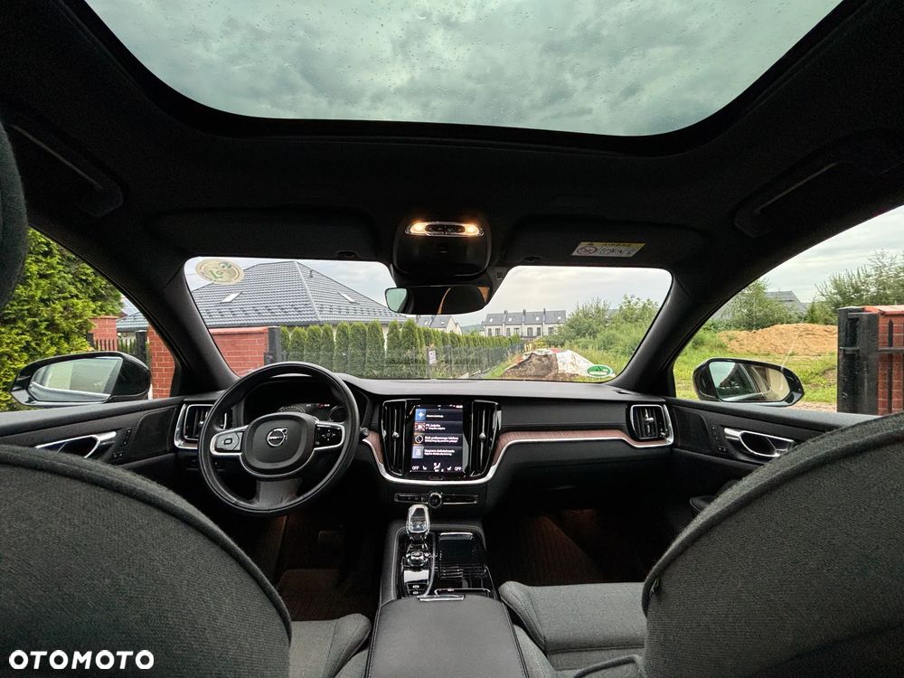 Volvo V60 T6 AWD Plug-In Hybrid Inscription - 14