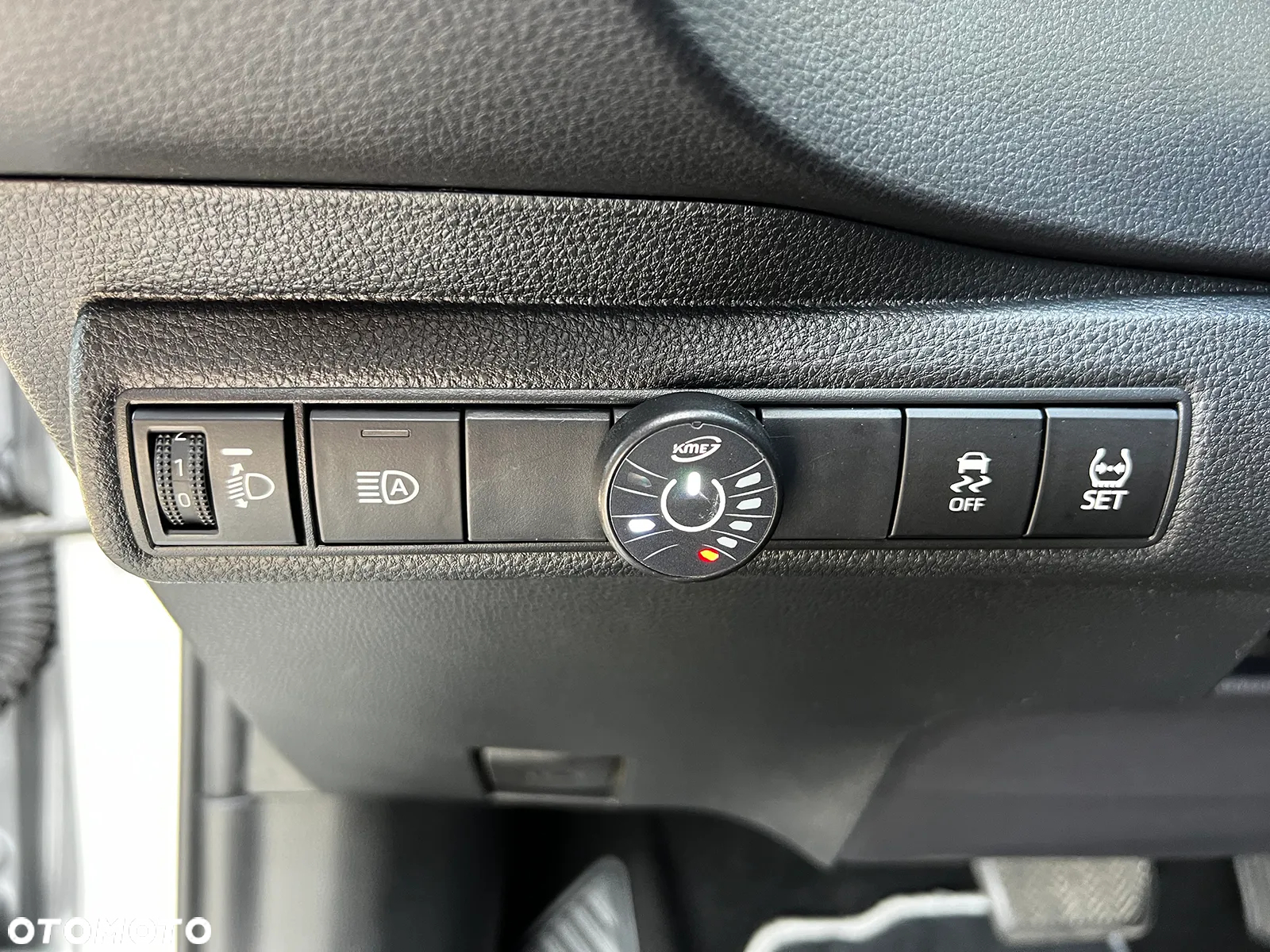 Toyota Corolla 1.8 Hybrid Comfort - 11