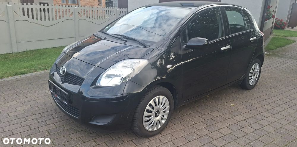 Toyota Yaris 1.0 Entry EU5 - 26