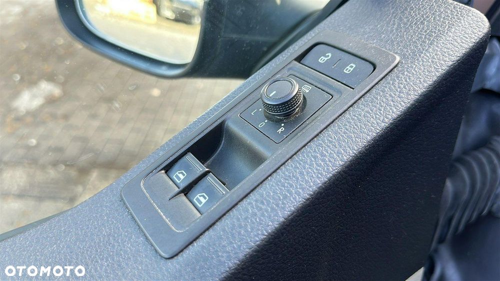 Volkswagen Transporter - 14