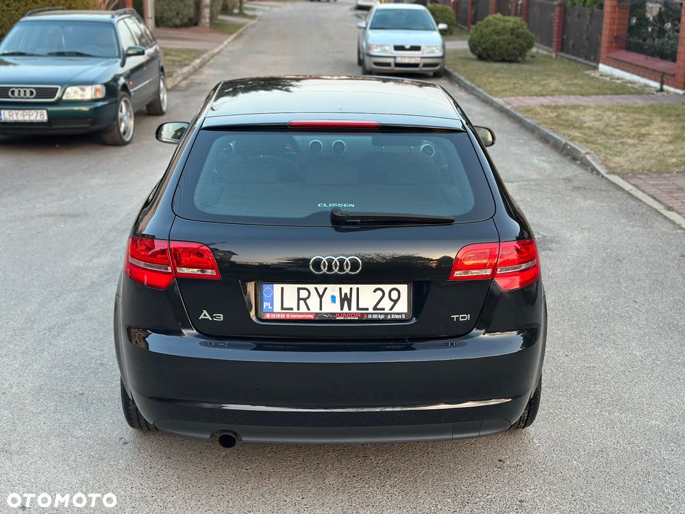 Audi A3 Sportback 1.6 TDI DPF Attraction - 8