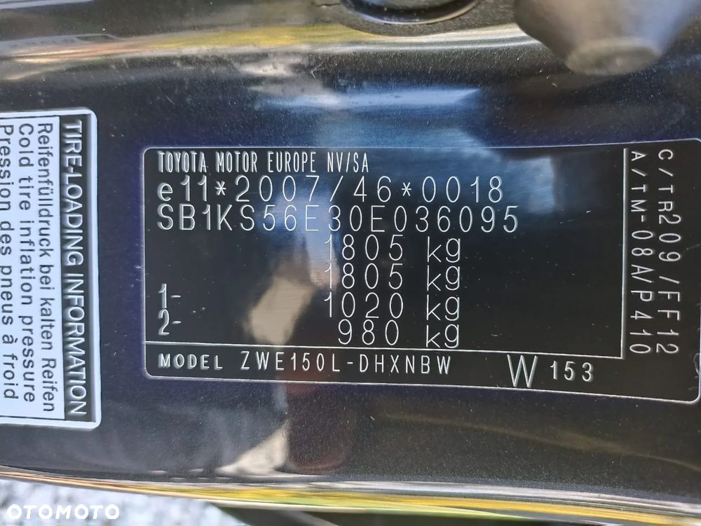 Toyota Auris 1.8 HSD Sol - 36