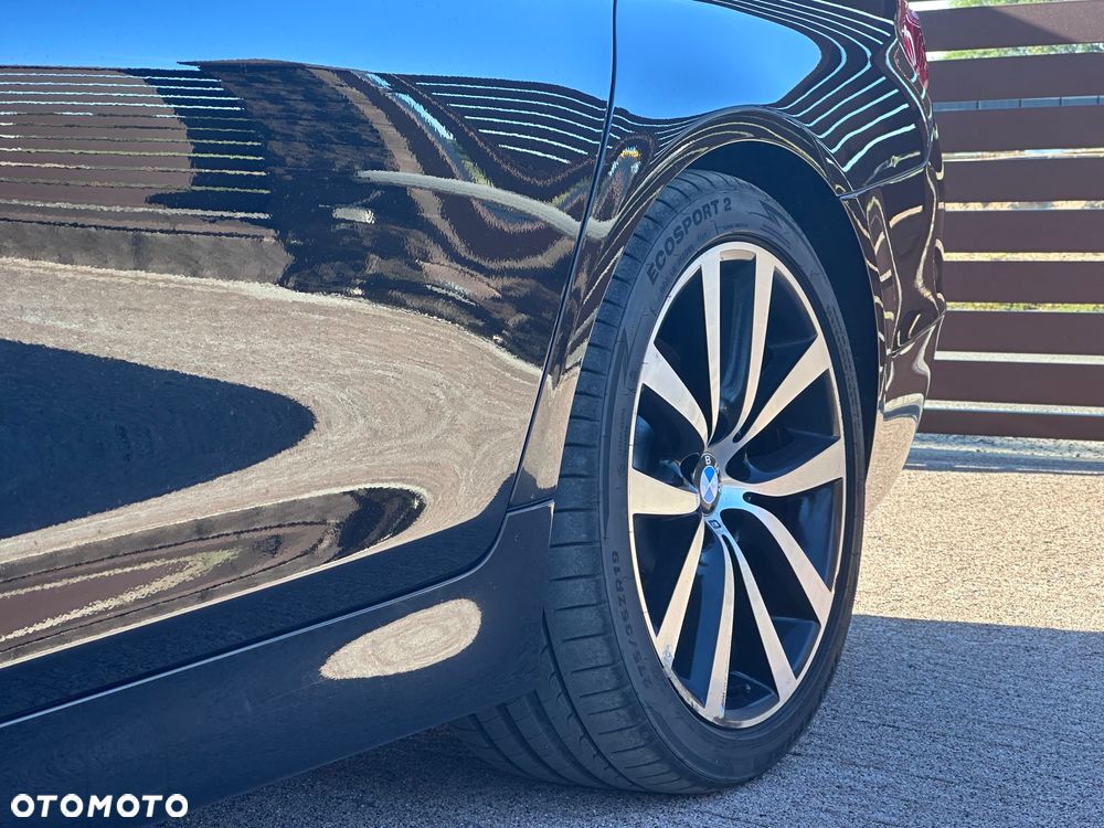 BMW Seria 5 528i xDrive - 15