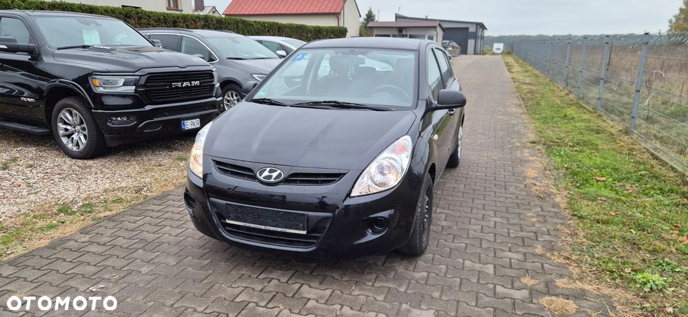 Hyundai I20 2012 photo 3