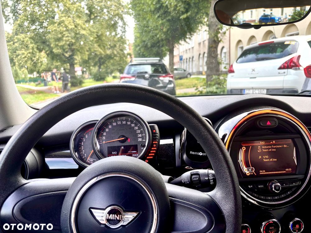 MINI Cooper Standard - 7