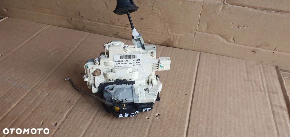 Zamek prawy tył tylny prawy Audi A8 D3 4E0839016H - 5