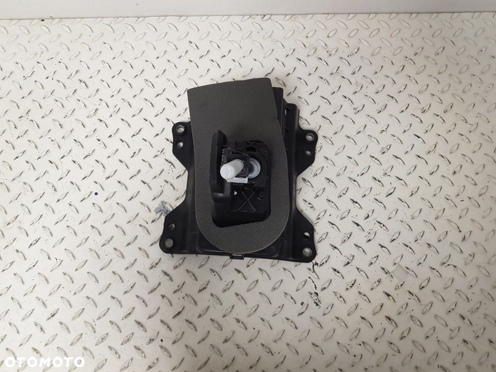 FABRYCZNIE NOWA ORYGINALNA PROWADNICA GAŁKA DZWIGNIA ZMIANY 6 BIEGÓW MANUAL CORSA E 14-25  55509033 - 2