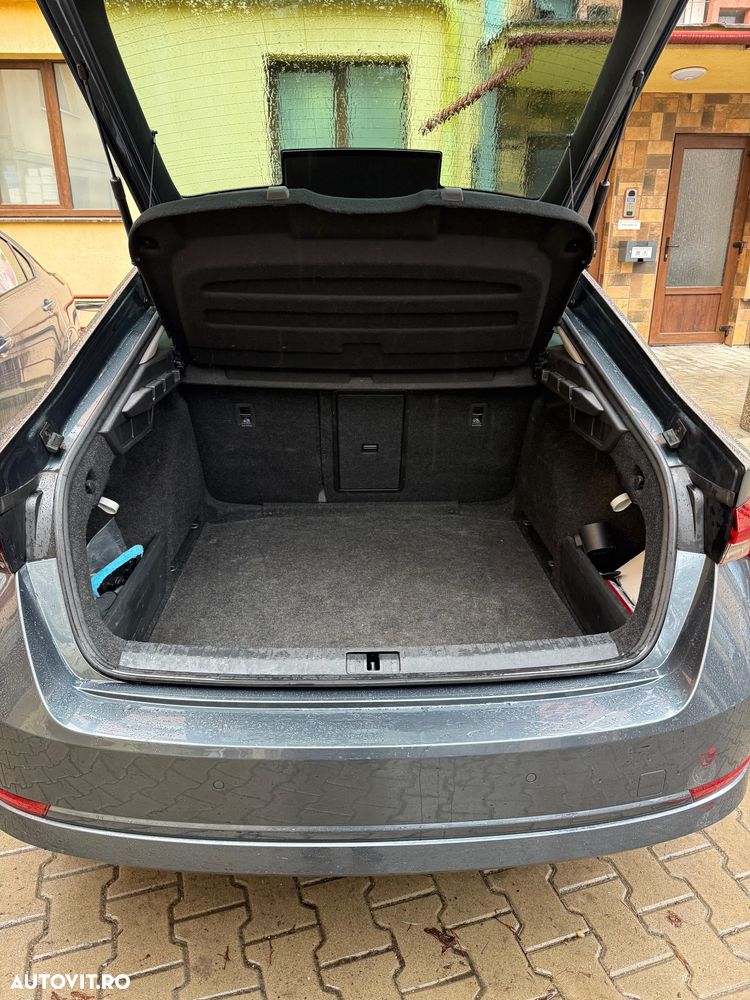 Skoda Octavia 2.0 TDI DSG Style - 9