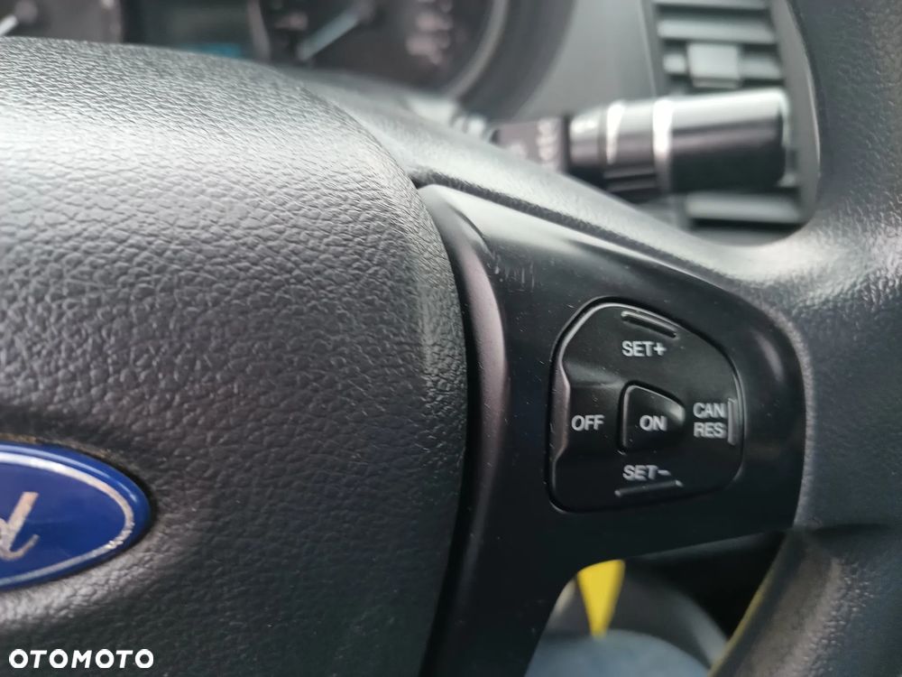 Ford Ranger XLT - 34