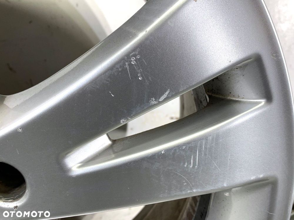 FELGA ALUMINIOWA 17 7.5J 5X112 CENTR 66.6 ET47  MERCEDES-BENZ KLASA C (W204) 2007 - 2015 C 280 - 3