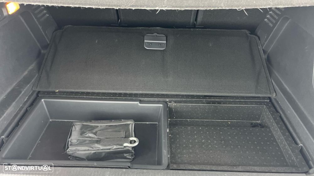 Citroën C5 Aircross 1.6 Hybrid Feel Pack e-EAT8 - 20
