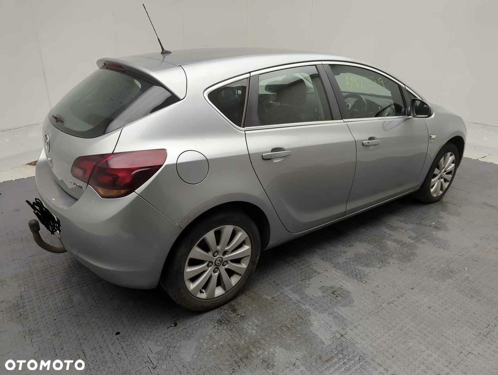 Opel Astra 2.0 CDTI DPF Automatik Sport - 3