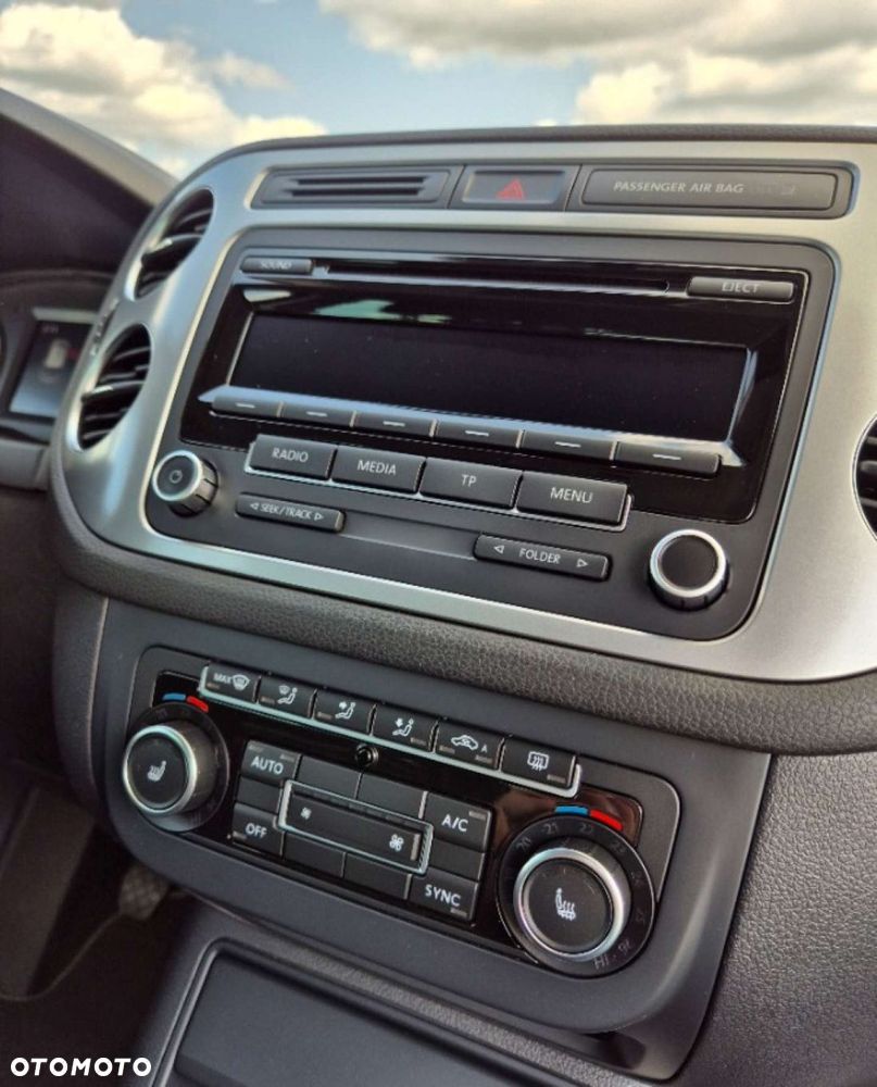 Volkswagen Tiguan - 15