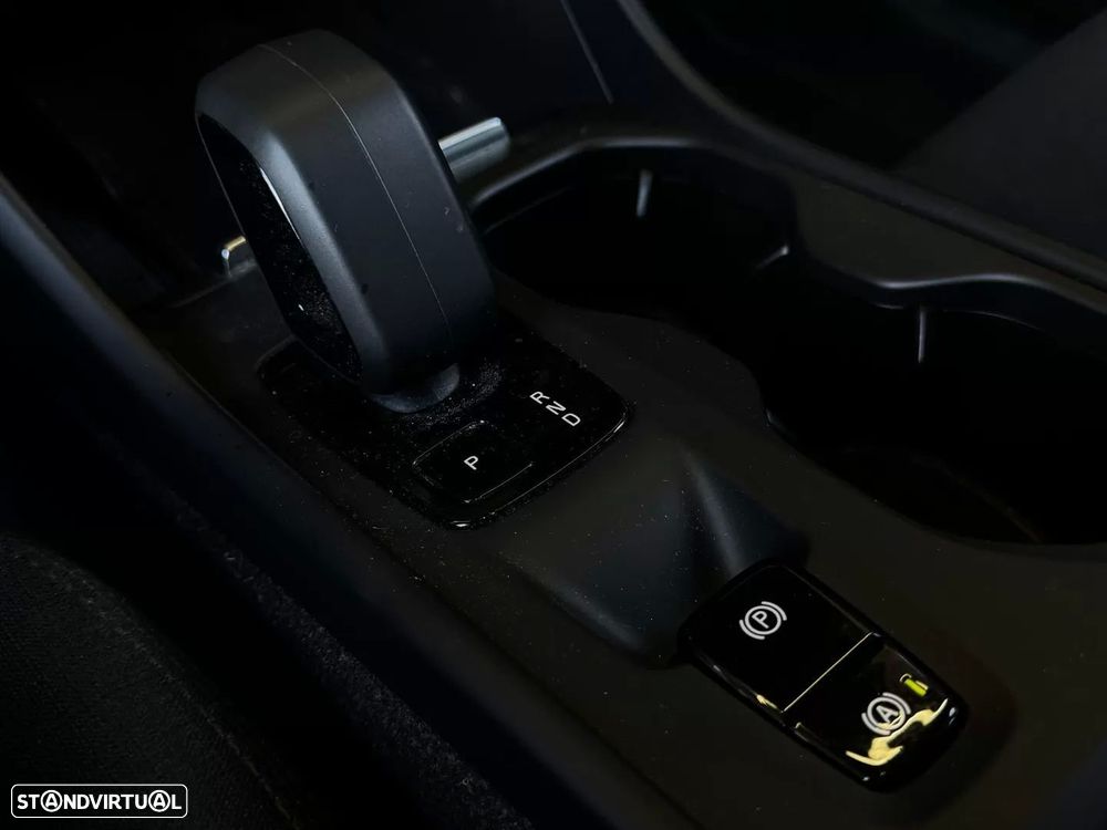 Volvo XC 40 1.5 T4 PHEV Essential - 22