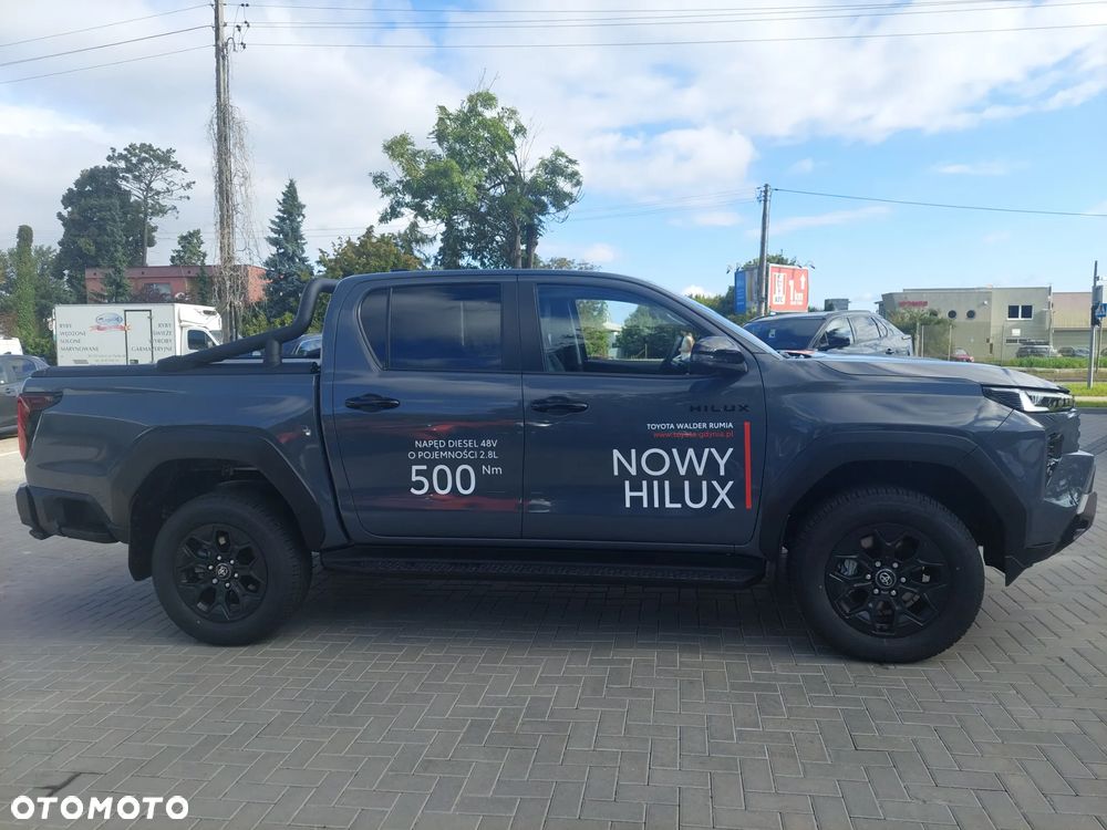 Toyota Hilux 2.8 D-4D mHEV Double Cab Invincible 4x4 - 3