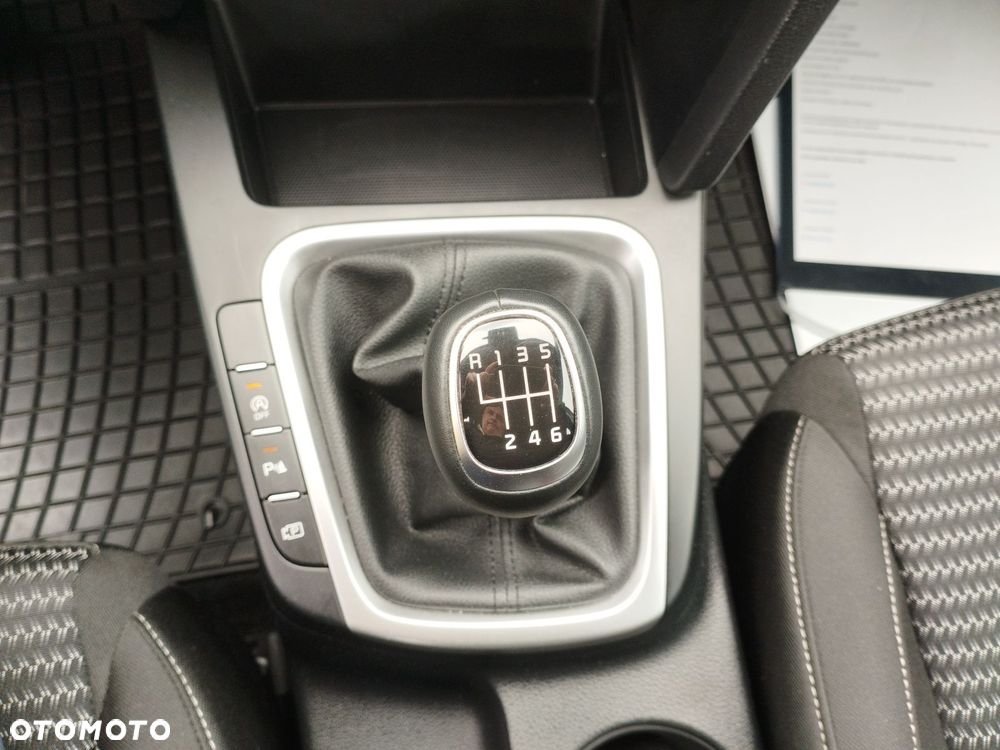 Kia Ceed 1.5 T-GDI M - 33