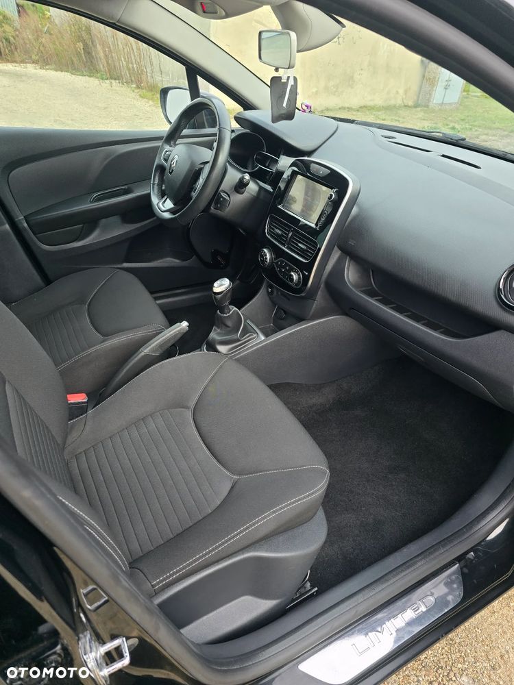 Renault Clio TCe 90 Limited - 17