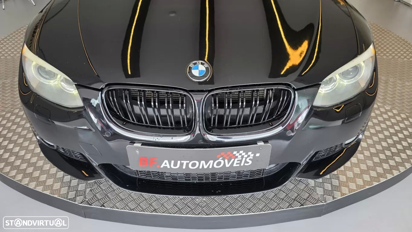 BMW 320 d Coupe Edição M Auto - 21