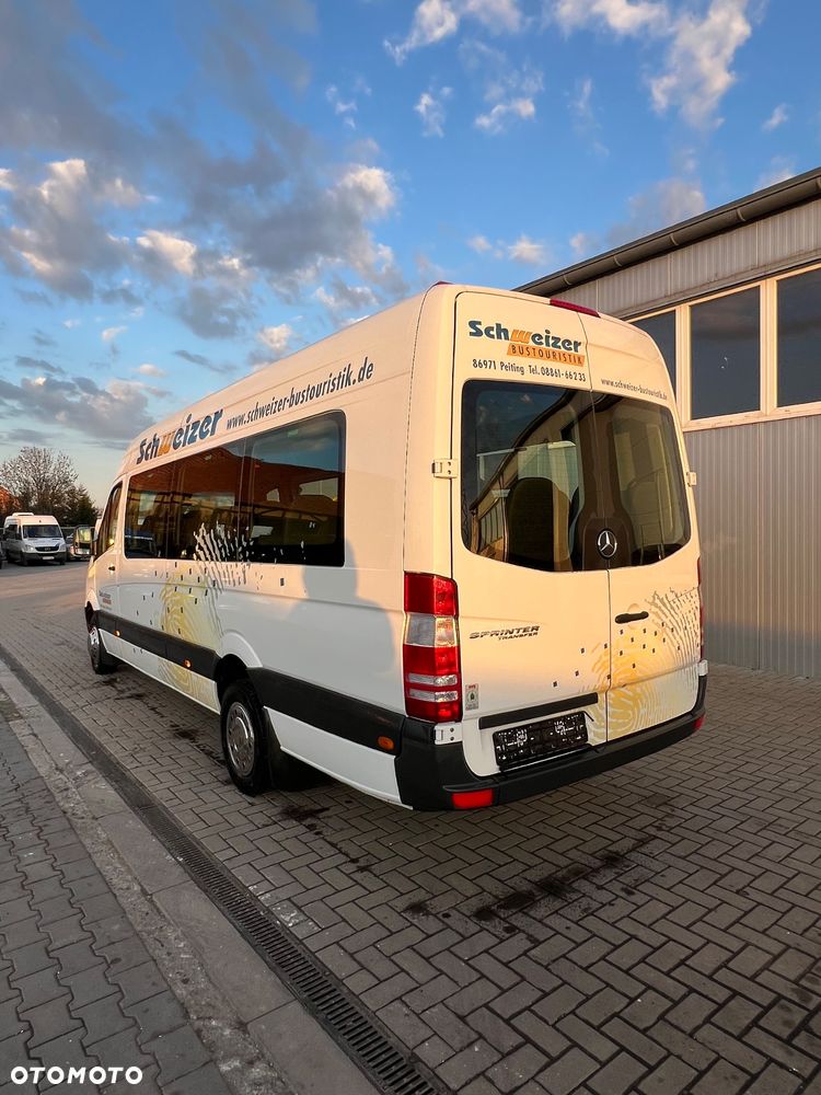 Mercedes-Benz 516 - 6