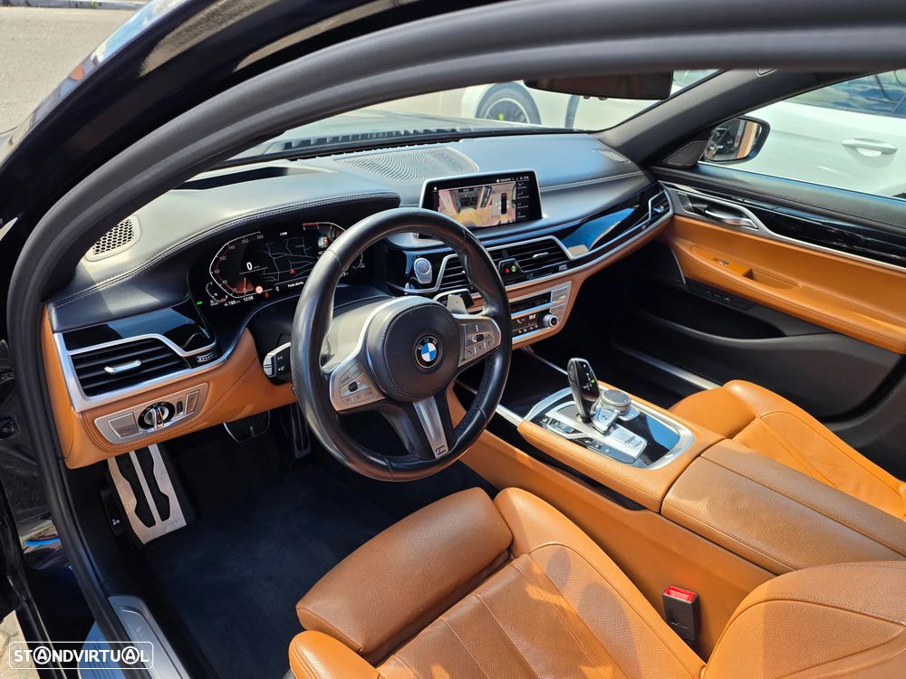 BMW 730 d Pack M Auto - 13