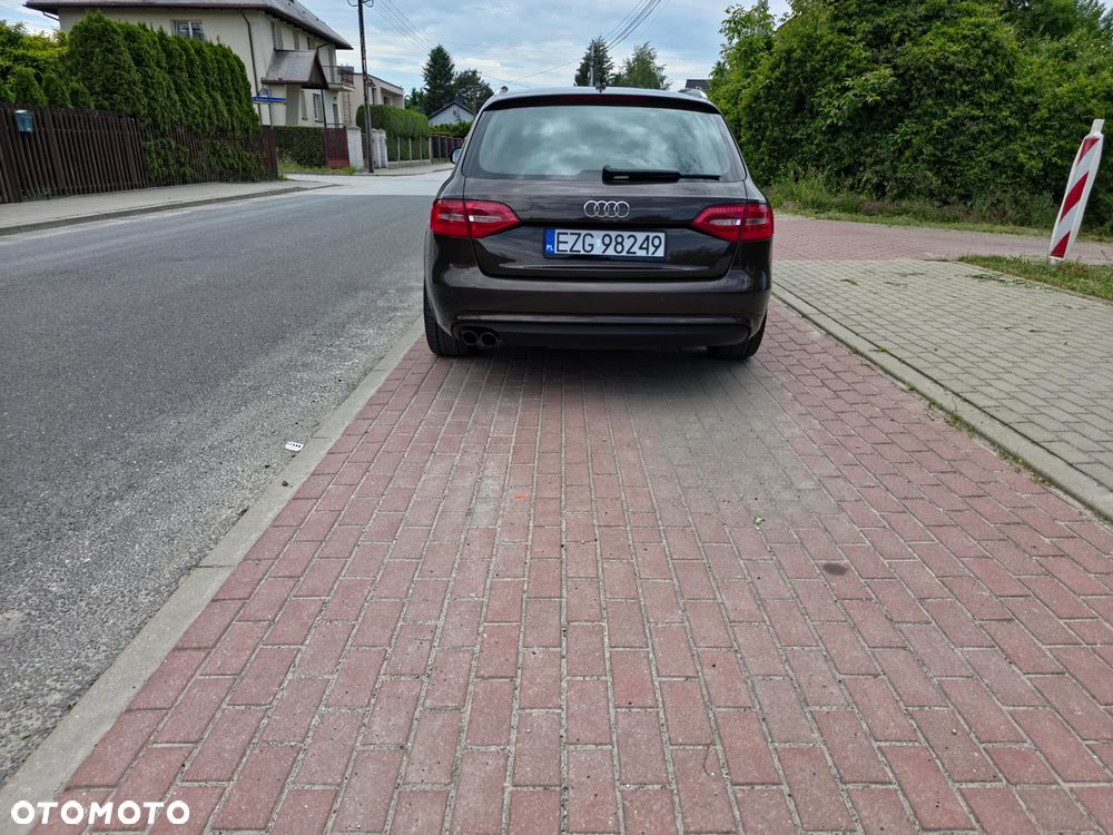 Audi A4 Avant 2.0 TDI - 4