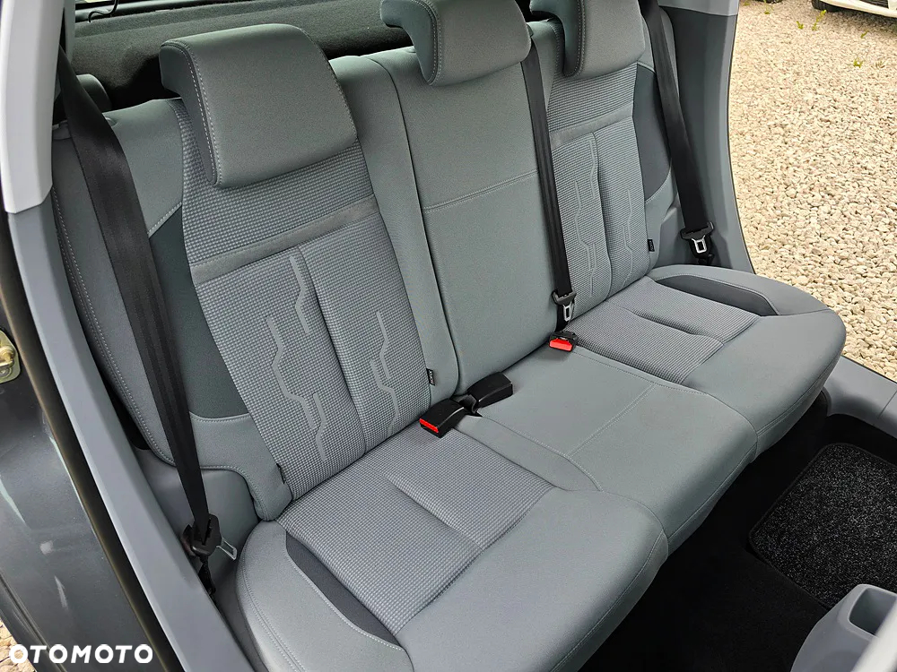Peugeot 208 120 VTI Allure - 25