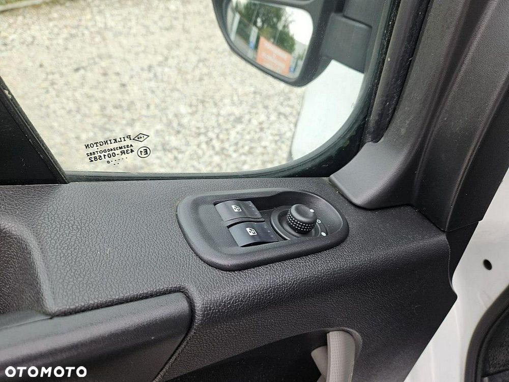 Renault Master - 18