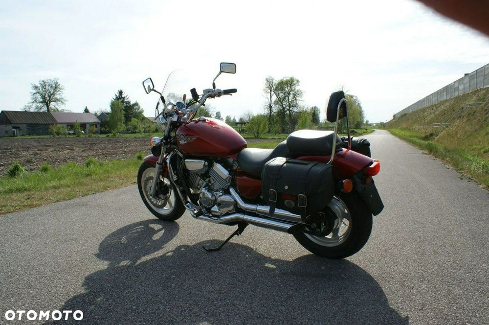 Honda VF - 8