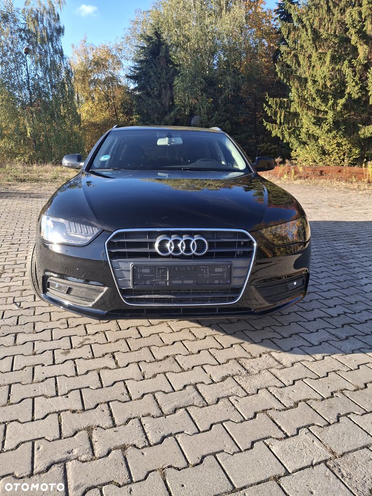 Audi A4 Avant - 25