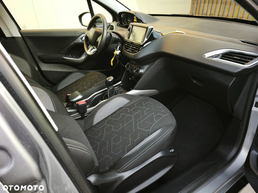 Peugeot 2008 PureTech 82 Active - 21