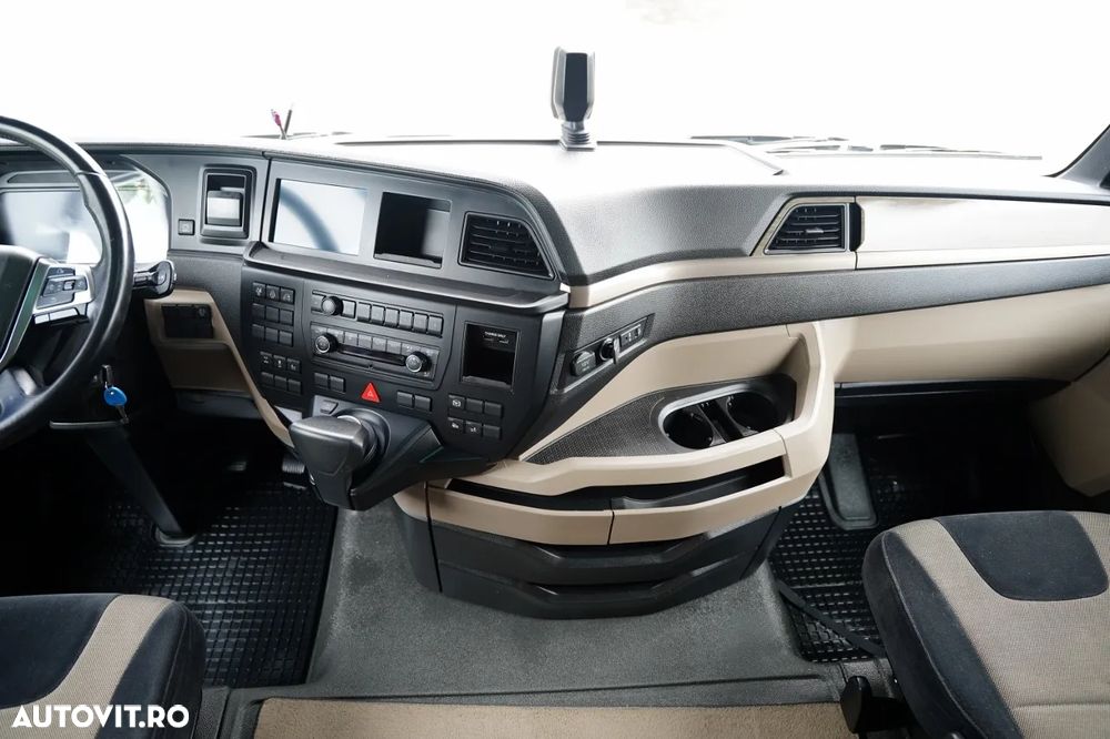 MAN TGX 26.480 / COMBINAȚIE TANDEM 120 M3 / TRAVERSE / MEGA / PUNȚĂ RIDICATĂ / ACOPERIȘ RIDICAT / CAMERĂ / + REMORCĂ WIELTON / PUNȚĂ RIDICATĂ / PUNȚI SAF - 32