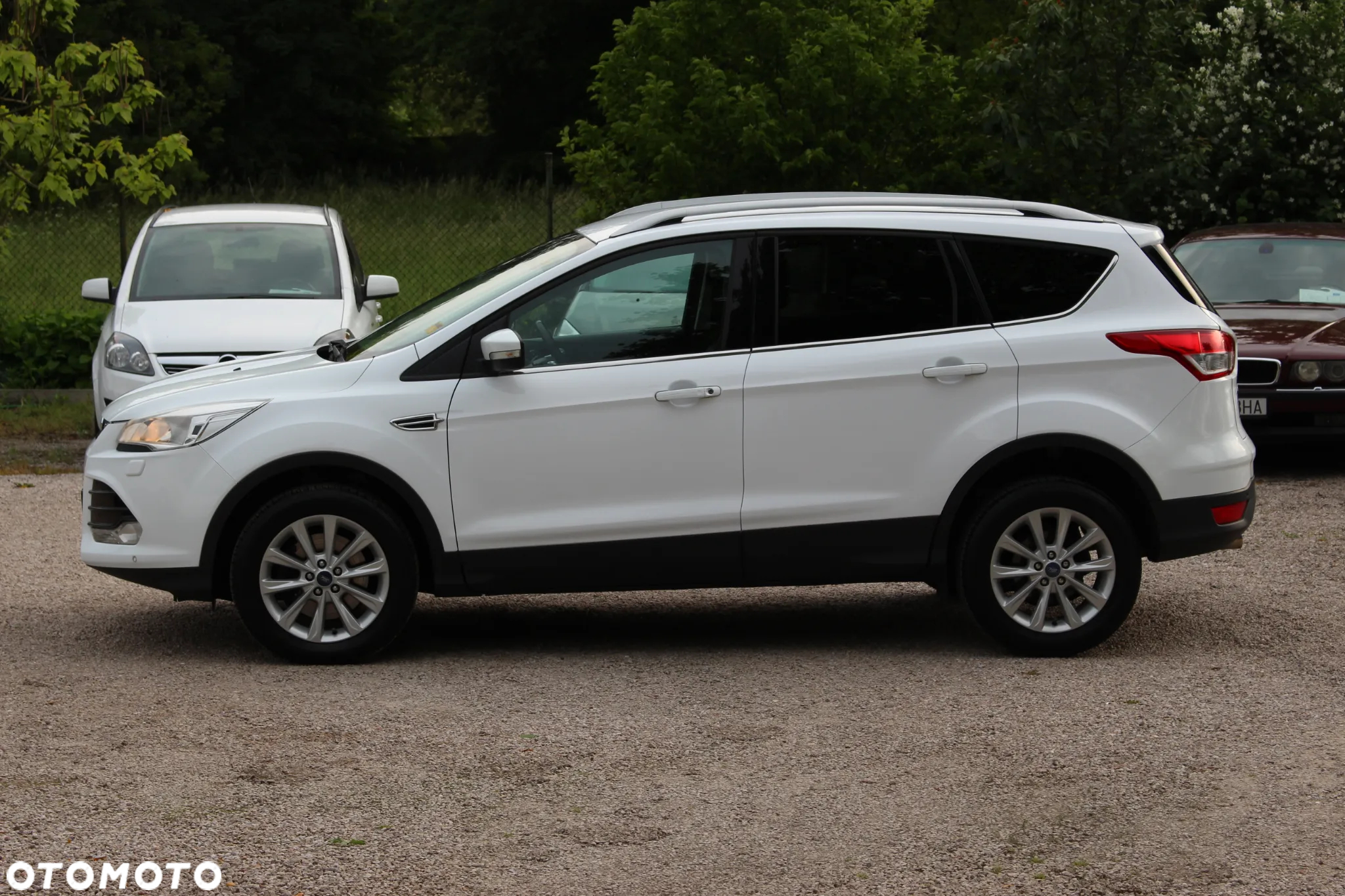 Ford Kuga 2.0 TDCi 2x4 Titanium - 9