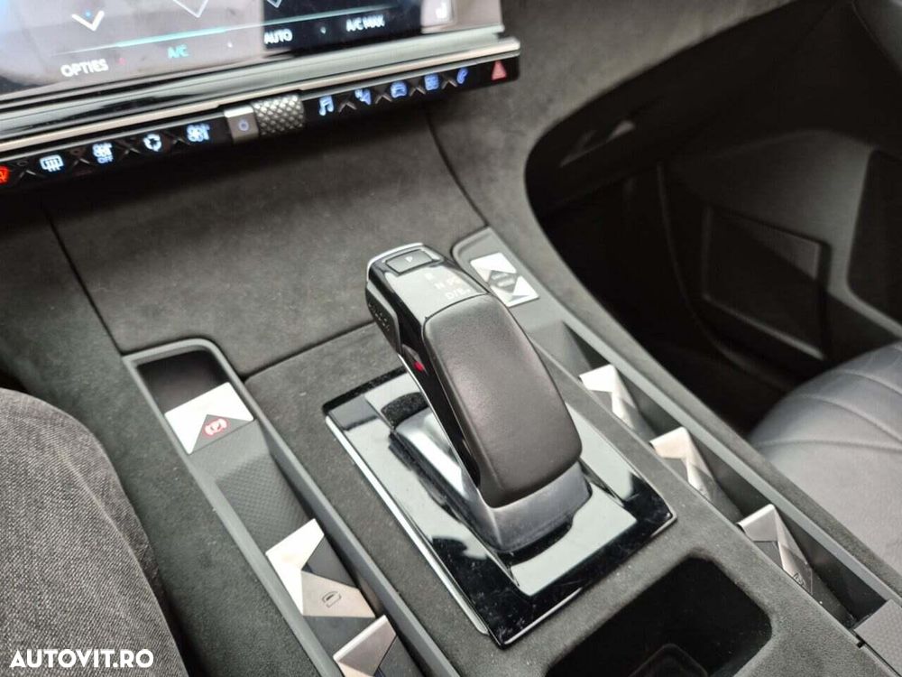 DS Automobiles DS 7 Crossback - 8