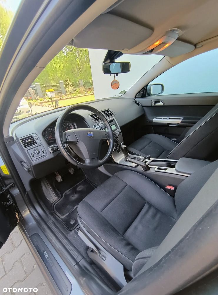 Volvo V50 1.8 Momentum - 9