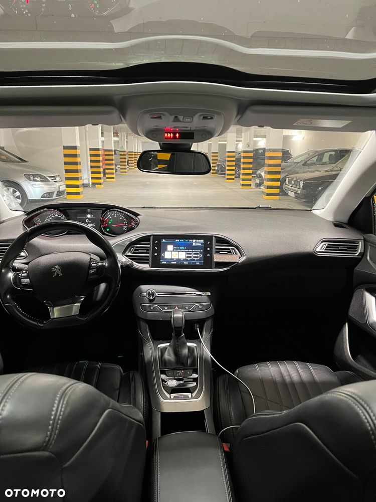 Peugeot 308 BlueHDi FAP 120 EAT6 Stop & Start Allure - 10